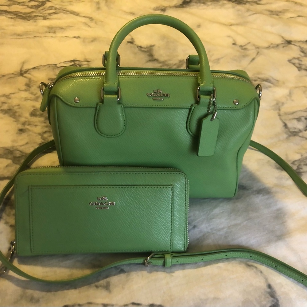 Coach Green Leather Handbag and Wallet Set